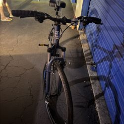 Men’s Schwinn Bike 