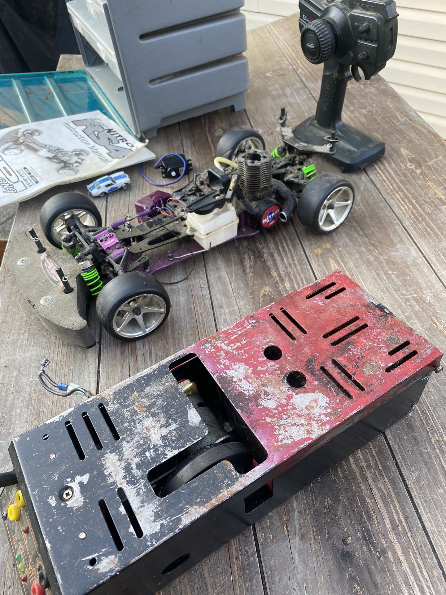 Rc Nitro Rs4 Car With Transmitter , Manual And Extra Parts Tool Box