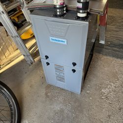 95-96% Furnace PVC Vent 80,000 Btus 2 Stage Heat !! 