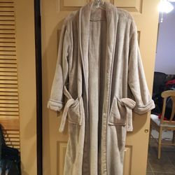 Plush Fleece Bathrobe Size Large Price Reduced