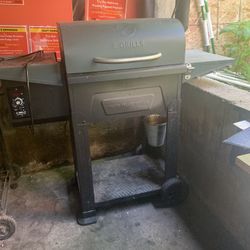 BBQ Grill ( Wood Pellet