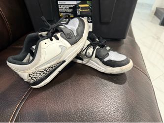 Jordans, good condition size 12