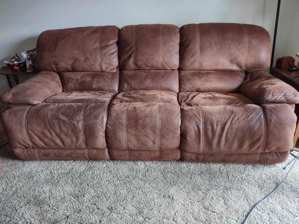 Brown Leather Recliner Set