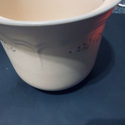 PFaltzgraff  Large Ceramic Jar 