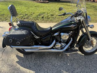 Kawasaki Vulcan 900