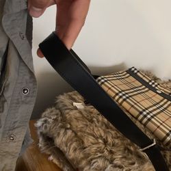 Burberry Messenger Bag With Shoulder Strap 