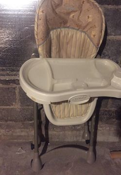 Baby hi chair like new