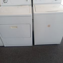 Matching whirlpool washer and gas dryer set with warranty