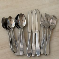 24pc Gibson Ashland Flatware Set Stainless Plain Tips Up