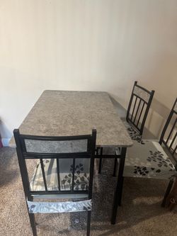 Dinning table