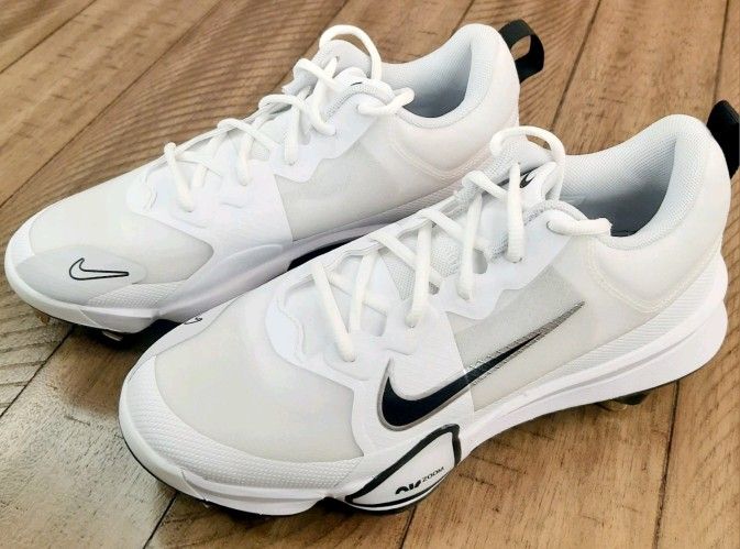 Brand New Nike Force Zoom Trout 9 Metal Baseball Cleats Platinum White Black Men Sizes 7, 7.5, 8