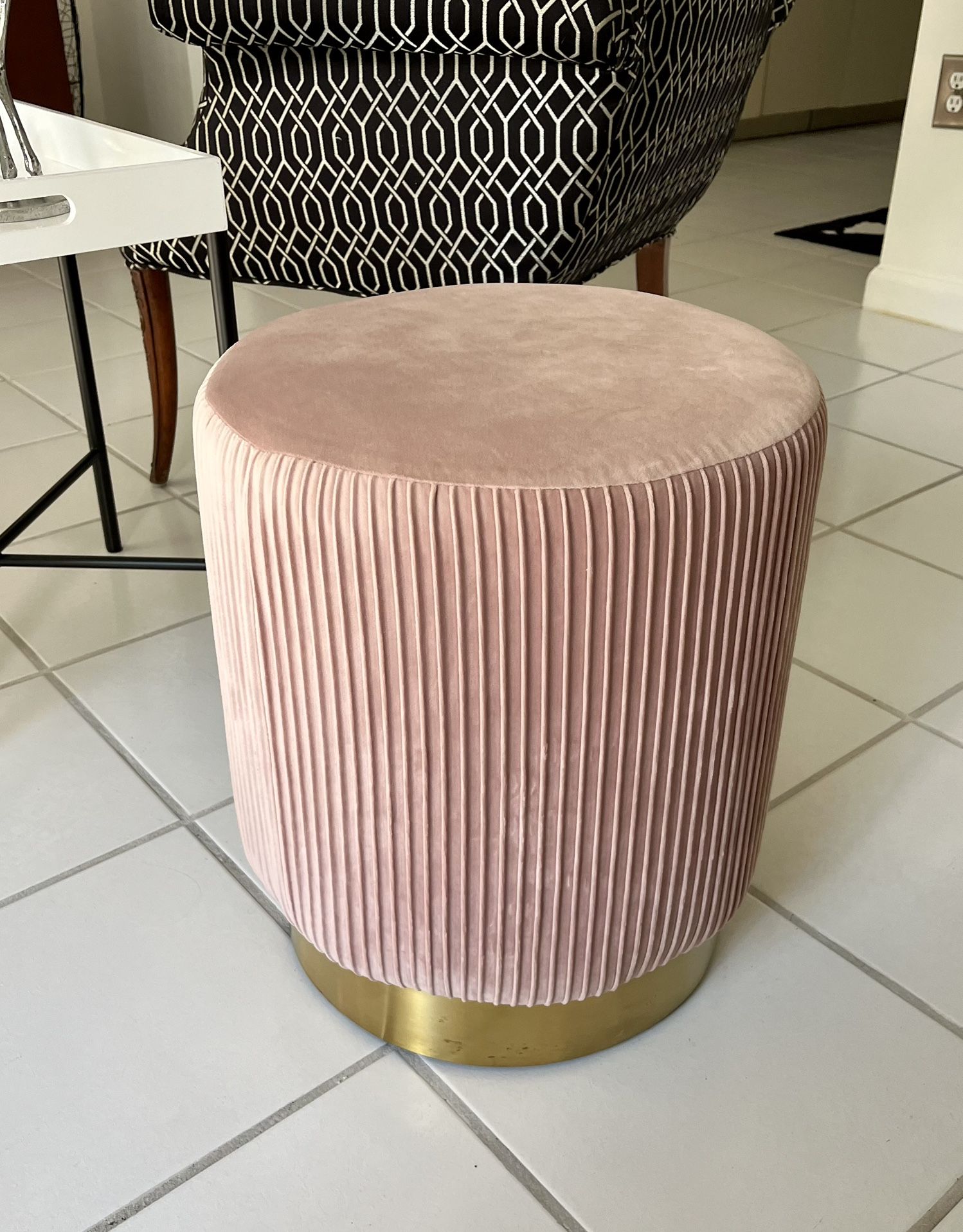 OTTOMAN, VANITY CHAIR PINK/DUSTY ROSE