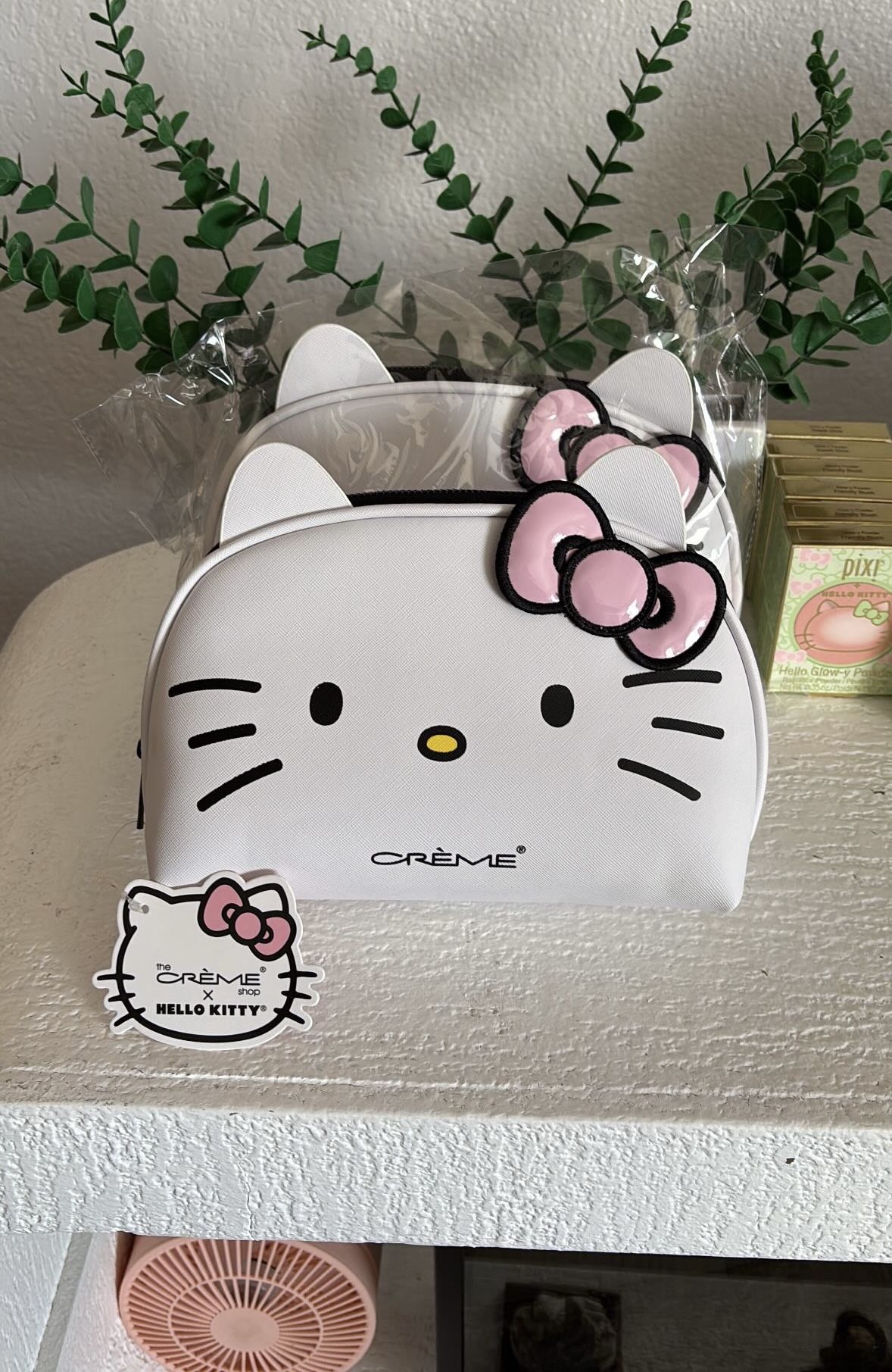 Hello Kitty Makeup Bag