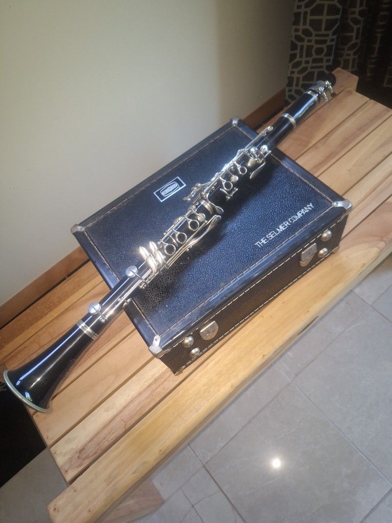 Professional Clarinet Bb