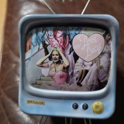 'I Love Lucy' Tin TV Bank