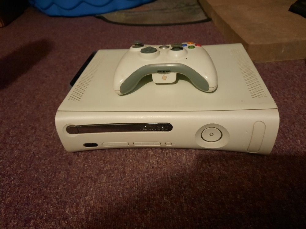 Xbox 360 With Hard Drive, Controller, And Hookups