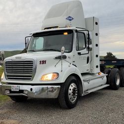 2013 Freightliner M-2
