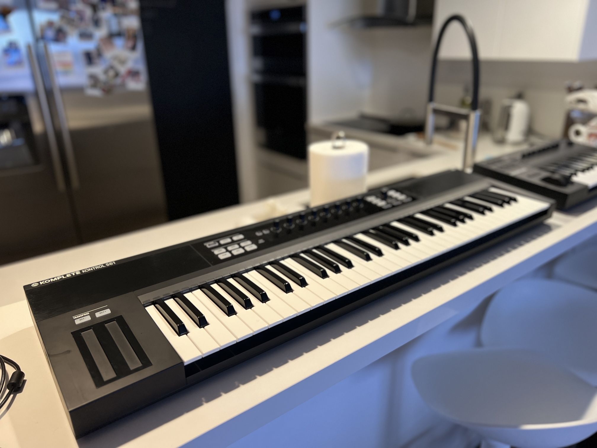 Keyboard Native Instruments YS61 for Sale in Hollywood, FL - OfferUp