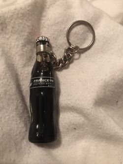 Coke bottle 98 France coupe monde keychain sealed with Coke