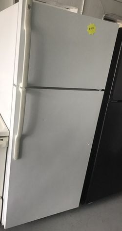 Ge apartment sides refrigerator