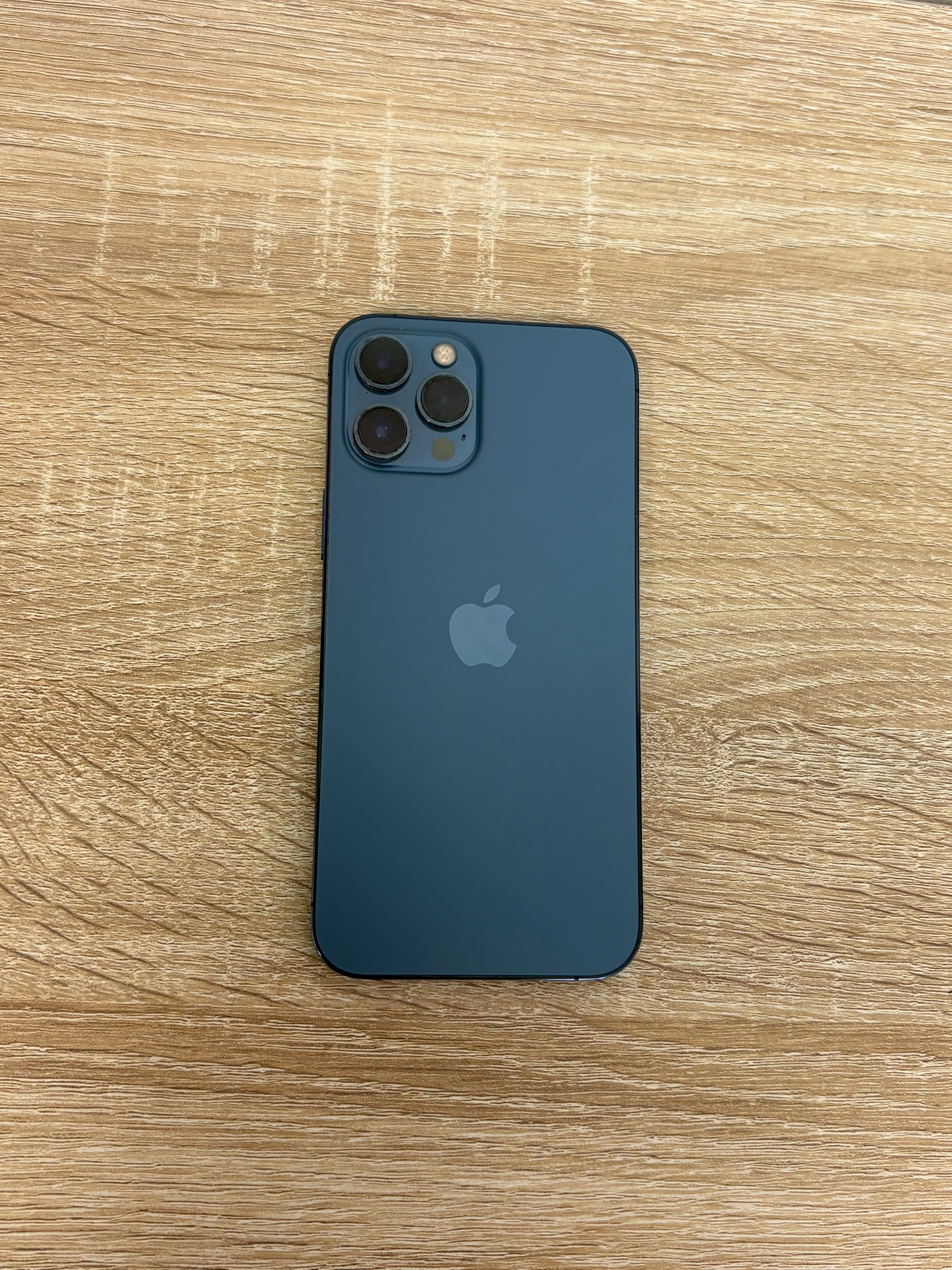 iPhone 12 Pro Max - Unlocked - 128GB