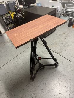Intension Design Tripod Standing Desk Pro – Adjustable & Foldable with case for legs