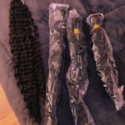 4 Bundles Of Synthetic Wavy Hair