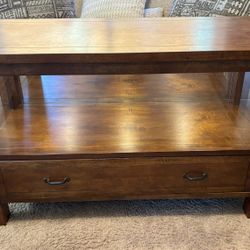 Solid Wood Glass Display Case With Back Mirror And Lights