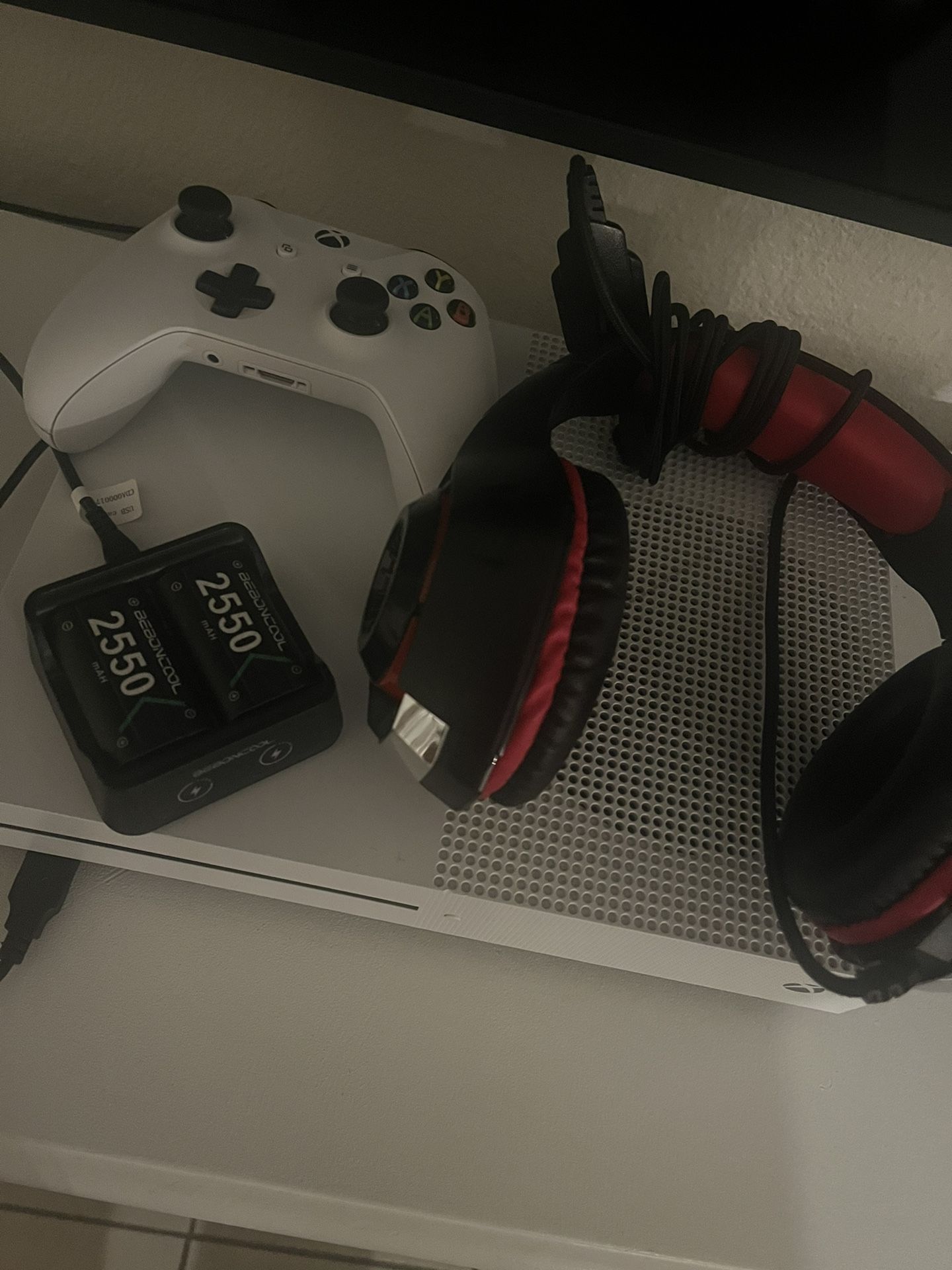 Xbox One S