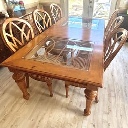 Dining/Kitchen Table Set with 6 Chairs