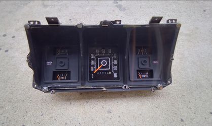 76-79 Ford Trucks Cluster Part