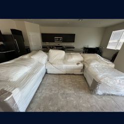 White Faux fur sectional Couch Brand New