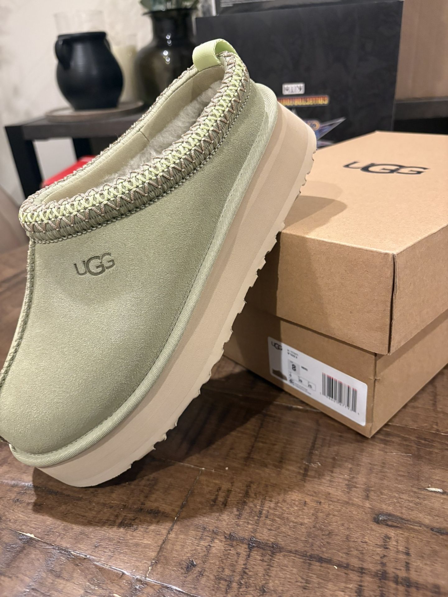 Size 8w UGG Tazz || Slipper Muted Brass (Women's)