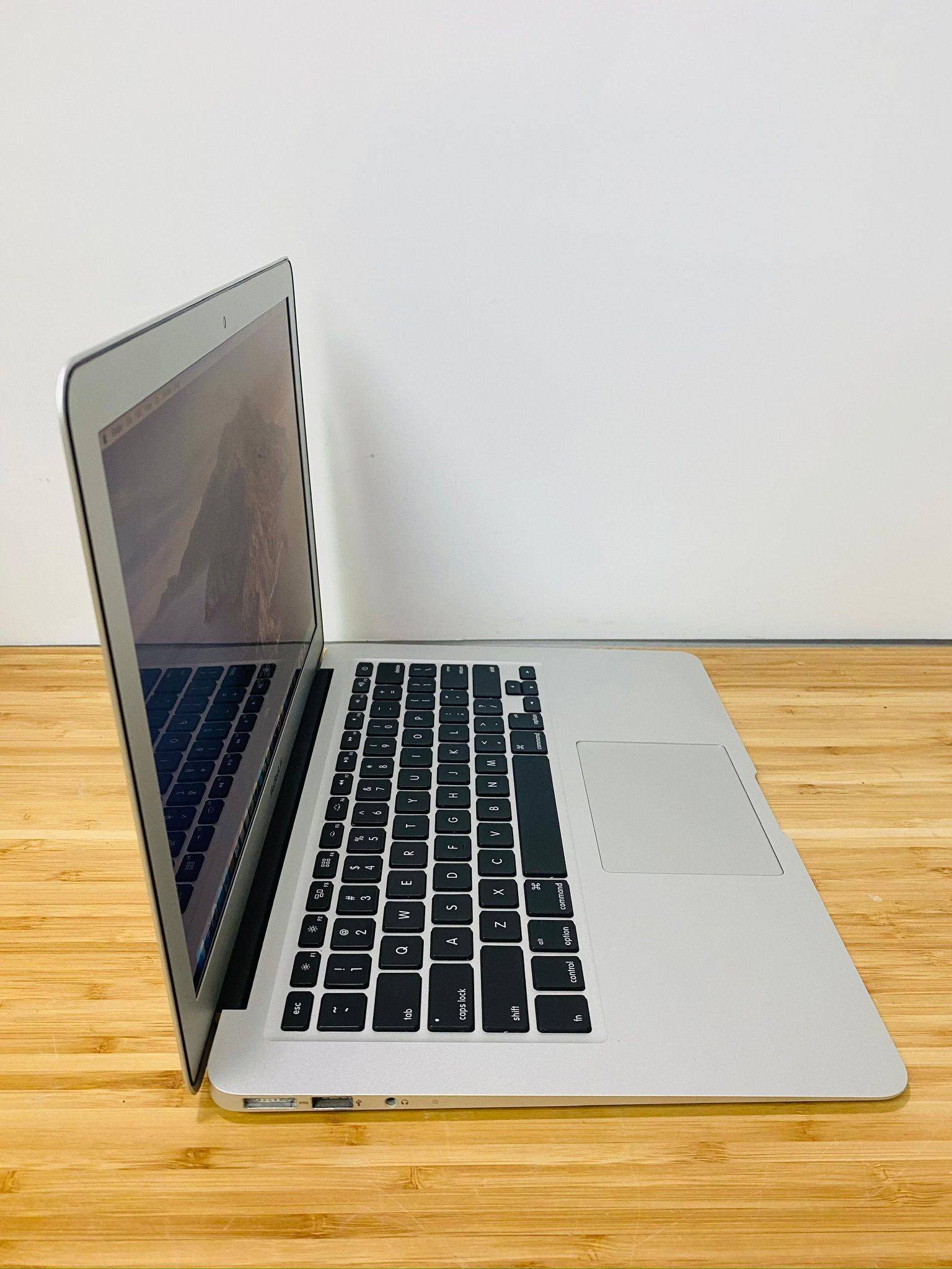 Macbook Air 13 Windows Office 搭載 美品 MacBook Air Microsoft $500