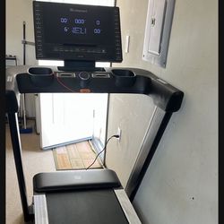 $1200 New Treadmill 