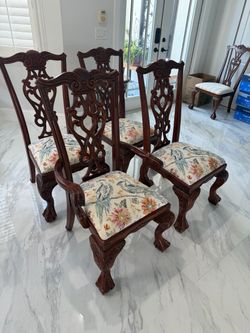 $100 for all 4! 4 Vintage Mahogany Ornate Dining Chairs! Good condition!  24x23x44in Seat Height 20in