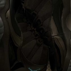 Jordan 11 Gammas Size 9.5