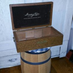 Garcia Y Vegas Cigar Box