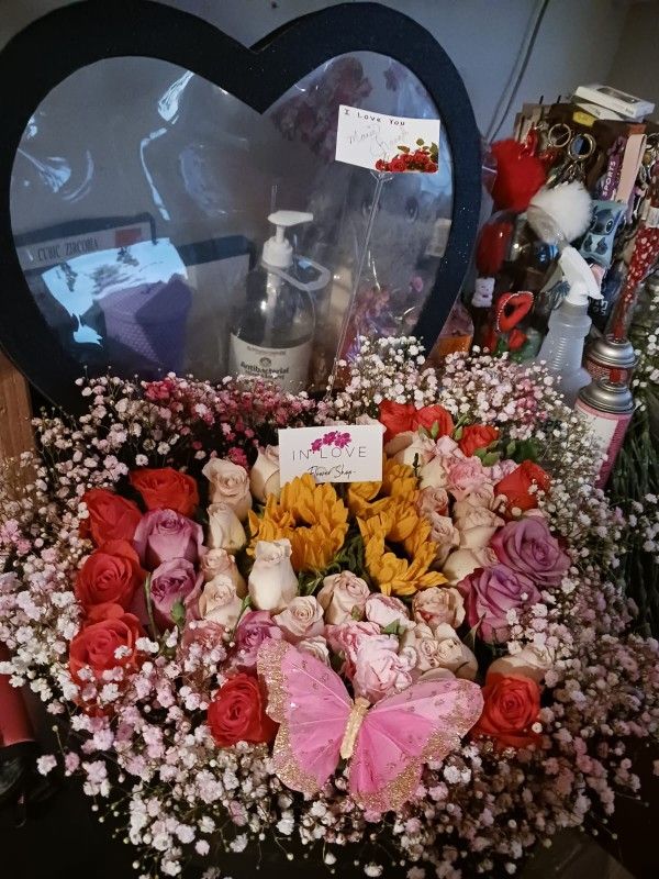 Flowers Arrangement Reafy For Pick Up Or Delivery