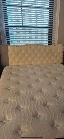 Tufted Upholstered Headboard with Nailhead Trim