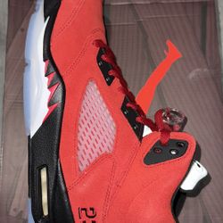 Jordan Retro 5 (Raging Bull) 