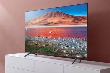 Samsung 65" Smart TV – Great Condition – Works Perfectly