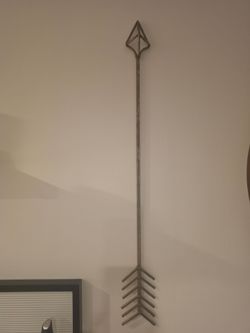 Large Metal Arrow Wall Decor