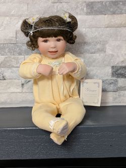"Ginger" 1995 the Hamilton Collection porcelain doll by Connie Walser Derek