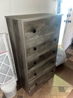 5 Drawer Dresser