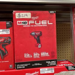 Milwaukee 3/8” Impact Wrench With Friction Ring 