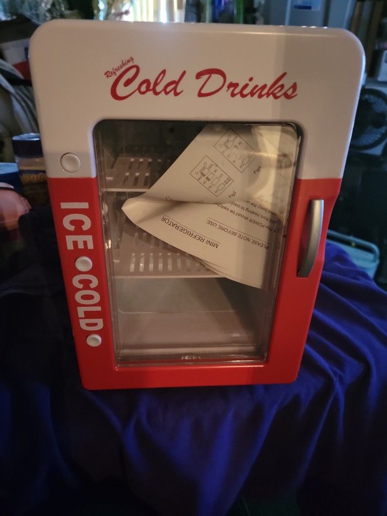Small Refrigerator 