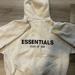 Essential hoodie
