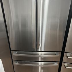 Selling Refrigerator GE Profile Dispenser Autofill Pitcher 
