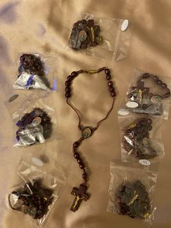 Auto Mirror Rosary 📿 Red wood Our Lady of Guadalupe